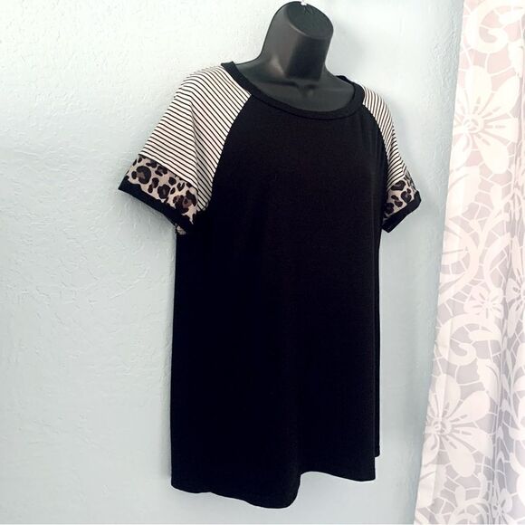 Unrbranded Black & Brown Short Sleeve T-shirt with Cheetah Print Trim Sz Large - Picture 4 of 8